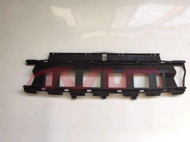 For Benz 472w205  14-18 Sport&nbsp;rear Bumper Bracket&nbsp;2058852114, C-class Auto Part, Benz  Right Side Front Bumper Bracket-2058852114