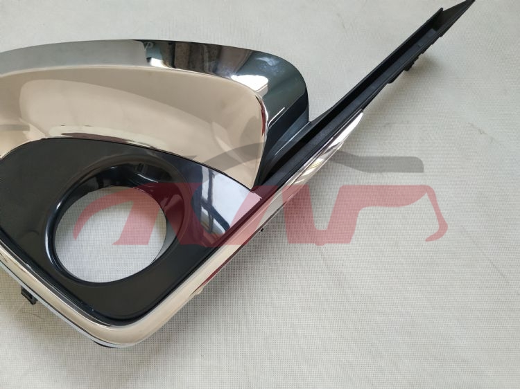 For Toyota 3062016 Fortuner&nbsp;fog Lamp Cover W/chrome Strip&nbsp;l 52128-0k300  R 52127-0k300, Toyota  Light Frame, Fortuner Accessories-L 52128-0K300  R 52127-0K300