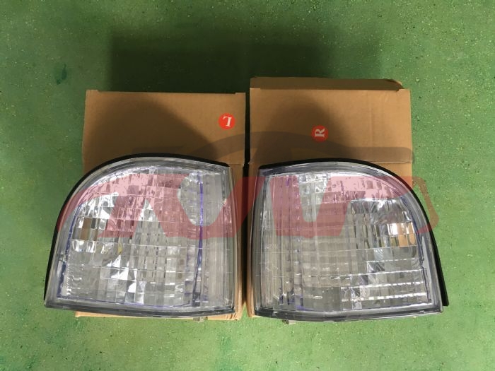 For Benz 298mb100&nbsp;cornerlamp&nbsp;l:6618203321 R:6618203421, Mb100 Auto Parts, Benz  Red Corner Lamp-L:6618203321 R:6618203421