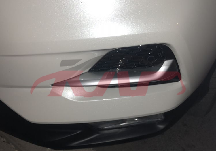 For Nissan 13512019 Qashqai/rogue Sport&nbsp;qashqai 17-19 Fog Lamp Cover, Paint&nbsp;l 62257-hv10b R 62256-hv10b, Nissan  Car Fog Lamp Frame, Qashqai Automotive Accessorie-L 62257-HV10B R 62256-HV10B