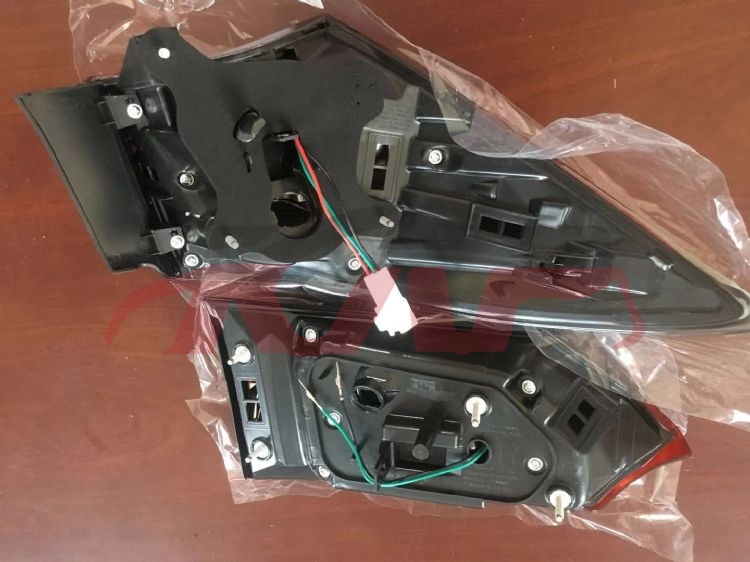 适用于丰田2017 卡罗拉&nbsp;后尾灯，弯头，LED&nbsp;L 81561-02B40 R81551一02B40, 丰田 汽车配件, 卡罗拉 汽车配件商店-L 81561-02B40 R81551一02B40