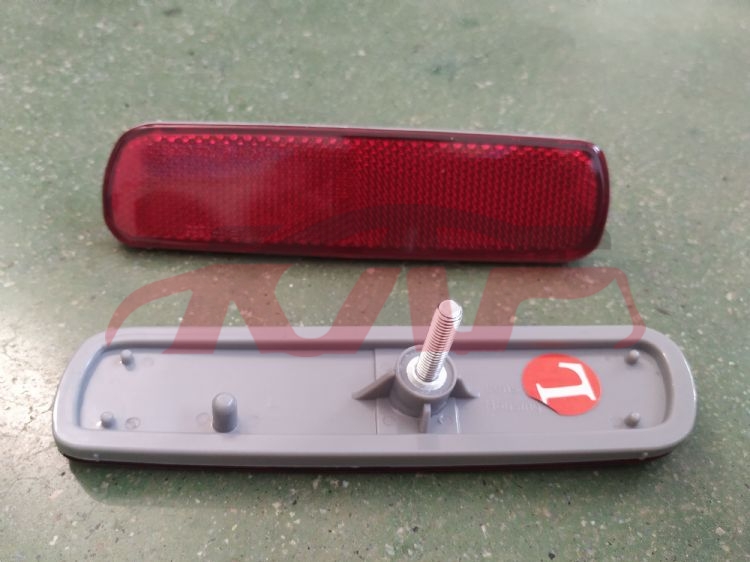 For Toyota 203141998-2004 Landcruiser Fj100&nbsp;reflector&nbsp;81910-60111, Toyota  Plastic Reflector, Land Cruiser Auto Parts Price-81910-60111