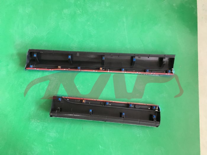 For Toyota 2462012-2014 Highlander&nbsp;door Stripe,bright&nbsp;l 75732-0e060 R 75731-0e060, Highlander Car Accessorie Catalog, Toyota  Side Body Moulding-L 75732-0E060 R 75731-0E060