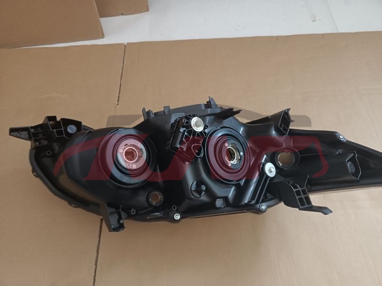 适用于丰田2010卡罗拉&nbsp;前大灯 中国款&nbsp;81170-02B30    81130-02B30, 丰田 汽车配件, 卡罗拉 汽车配件-81170-02B30    81130-02B30