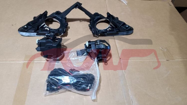 For Toyota 5752016-2017 Innova&nbsp;fog Lamp ,group&nbsp;, Toyota  Fog Light, Innova  Accessories Price-