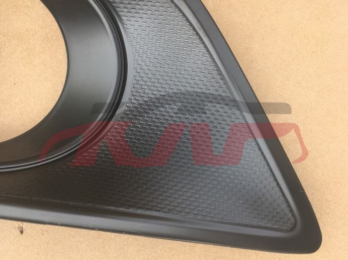 For Toyota 10502011-2015 Innova&nbsp;foglampcover,black&nbsp;4111bk, Innova  Accessories, Toyota  Fog Light Lamp Cover-4111BK