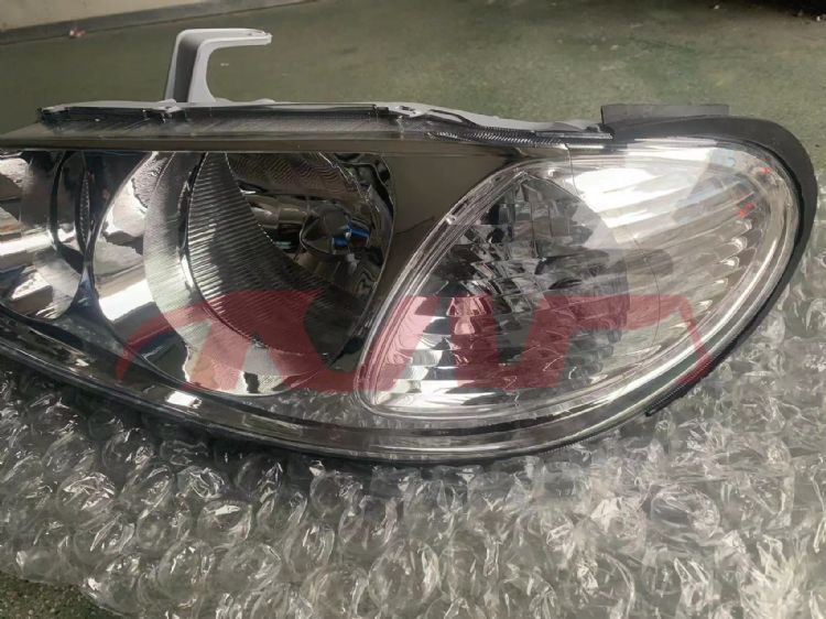 For Nissan 3512004 Sunny&nbsp;head Lamp,middle East&nbsp;l:26060-8n725 R:26010-8n725, Nissan   Headlamp Bulb, Sunny  Auto Parts Shop-L:26060-8N725 R:26010-8N725
