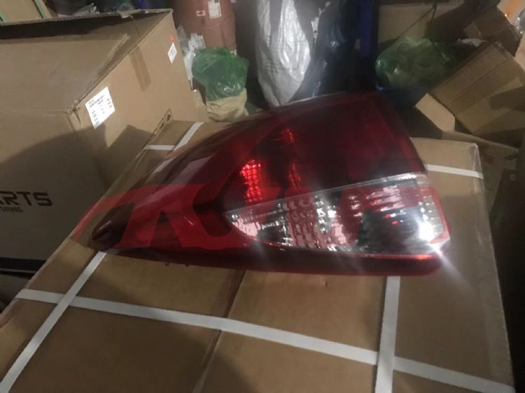 For Hyundai 15012016 -2018 Tucson&nbsp;tail Lamp Out Halogen&nbsp;r92402-d3000 L92401-d3000, Tucson (ix35) Car Accessorie Catalog, Hyundai   Car Body Parts-R92402-D3000 L92401-D3000