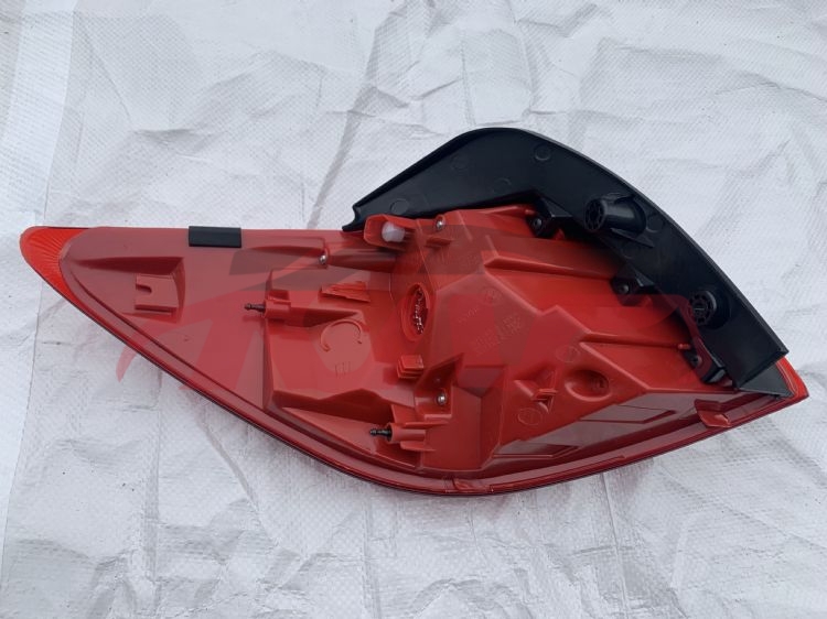 For Kia 15932011 Sportage&nbsp;tail Lamp&nbsp;l92401-4t010 R92402-4t010  92401-3w010   92402-3w010, Kia  Car Parts, Sportage Car Parts-L92401-4T010 R92402-4T010  92401-3W010   92402-3W010