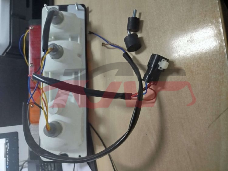 For Isuzu 16862002-2005 D-max&nbsp;tail Lamp&nbsp;r5-82230-018-3 L5-82230-019-3, Isuzu  Auto Part, D-max Car Parts-R5-82230-018-3 L5-82230-019-3