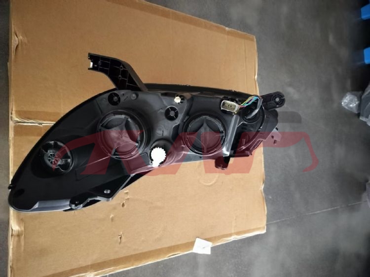 For Chevrolet 26042017 Trax&nbsp;head Lamp Yellow Halogen&nbsp;42698951 L    42698950 R, Chevrolet  Auto Part, Trax Car Accessorie Catalog-42698951 L    42698950 R