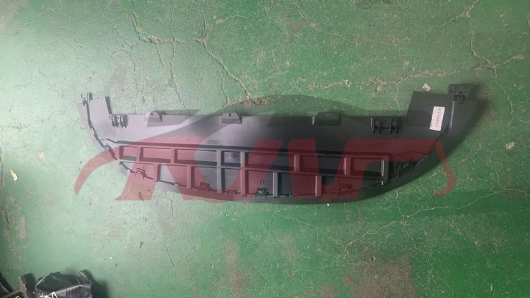 For Benz 585vito 16 New&nbsp;air Deflector&nbsp;4478850136, Vito List Of Auto Parts, Benz  Cover-4478850136