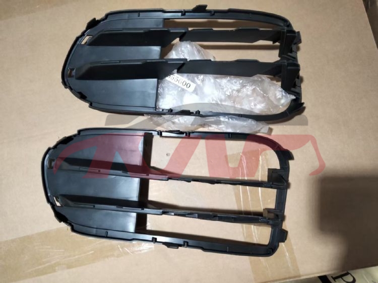 For Porsche622panamera 10-13&nbsp;fog Lamp Cover&nbsp;97050555500    97050555600, Panamera Auto Parts Prices, Porsche Front Bumper Grille-97050555500    97050555600