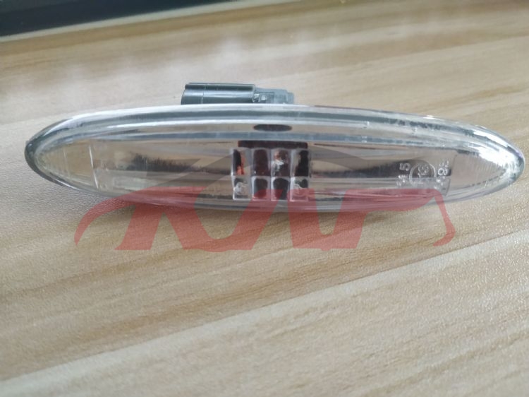 适用于丰田2005 皇冠&nbsp;边灯05-08皇冠&nbsp;81730-30130 8173030130    81730-09010, 皇冠 汽车配件, 丰田 叶子板边灯-81730-30130 8173030130    81730-09010