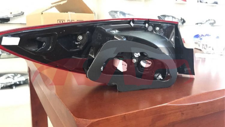 For Mazda 12142017-2019 Mazda 3-axela&nbsp;tail Lamp Unit Led Out&nbsp;b53w-51160a    B53w-51150a, Mazda  Tail Lamps, Mazda 3 Auto Accessorie-B53W-51160A    B53W-51150A