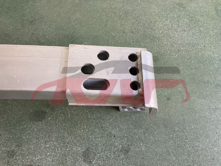 For Toyota 2452015-2017 Highlander&nbsp;front Bumper Support&nbsp;52021-0e060, Toyota  Auto Parts, Highlander Car Accessorie-52021-0E060