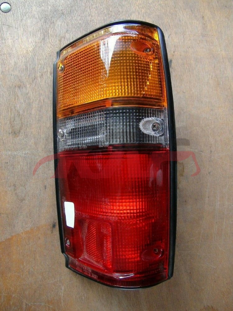 For Toyota 209671984-1988 Hilux-rn55-65&nbsp;tail Lamp Assy&nbsp;r 81550-39875 L 81560-39875, Toyota  Tail Lamp, Hilux Car Accessories-R 81550-39875 L 81560-39875
