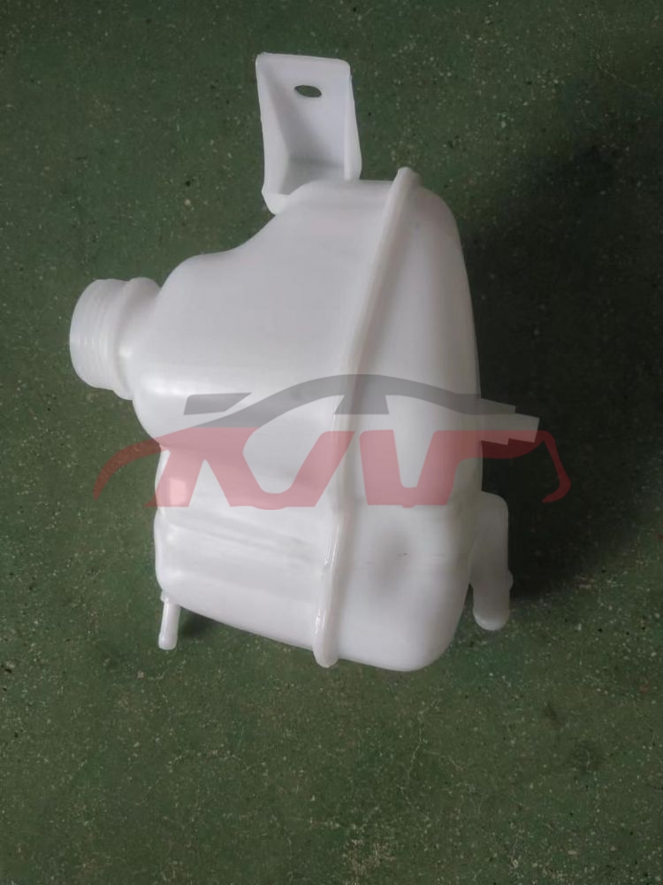 For Nissan 8202016 Qashqaij11)/rogue Sport&nbsp;water Tank&nbsp;21711-df30a, Nissan  Tank, Qashqai Auto Parts-21711-DF30A