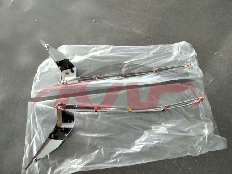 For Toyota 10172018-2020 Prado&nbsp;front Grille Bright Stripe Chrome&nbsp;, Toyota  Auto Lamp, Prado Basic Car Parts-