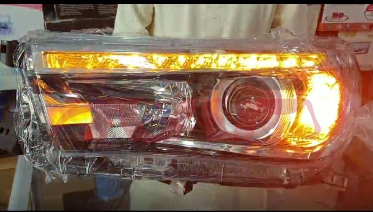 For Toyota 11232018 Hilux Recco&nbsp;head Lamp&nbsp;, Toyota  Car Headlamps, Hilux Auto Body Parts Price-