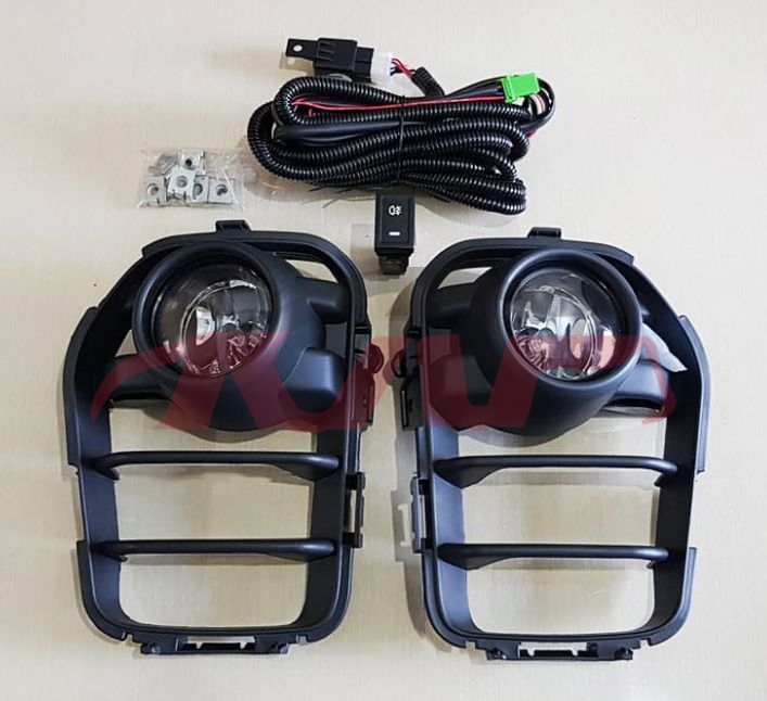 For Nissan 2685e26/nv350 2019 Limited&nbsp;fog Lamp Assy&nbsp;, Urvan Car Accessorie, Nissan  Right Side Front Bumper Bracket-