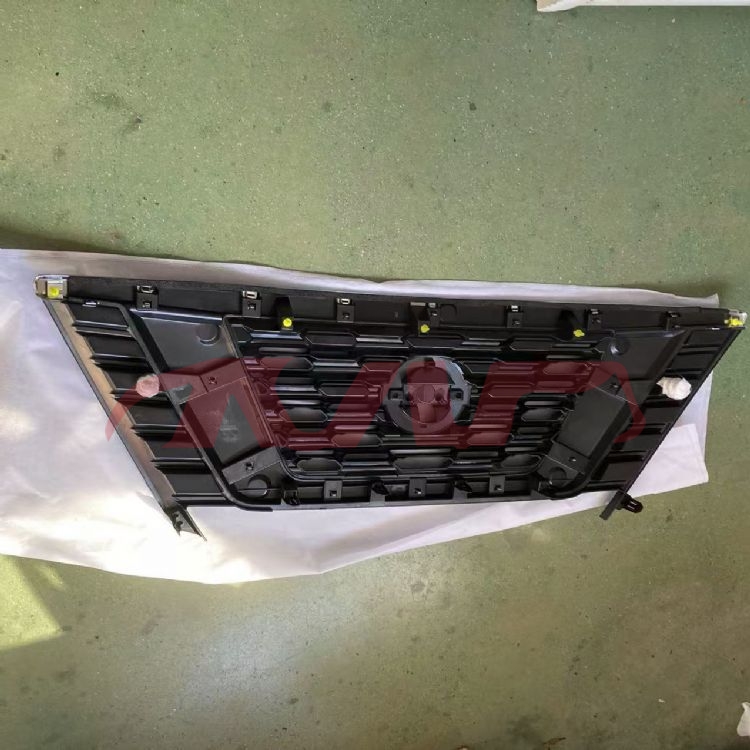 For Nissan 2685e26/nv350 2019 Limited&nbsp;grille Chrome&black  Limited 1695&nbsp;, Urvan Car Accessorie, Nissan  Right Side Front Bumper Bracket-