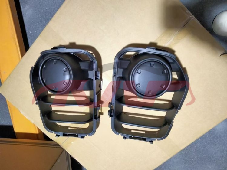 For Nissan 2685e26/nv350 2019 Limited&nbsp;fog Lamp Cover W/o Hole&nbsp;r:62256-5ye0a L:62257-5ye0a, Urvan Auto Parts Manufacturer, Nissan  Right Side Front Bumper Bracket-R:62256-5YE0A L:62257-5YE0A