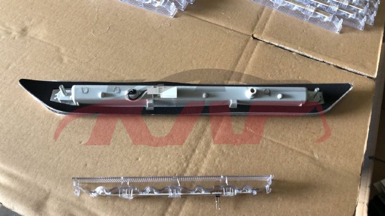 For Nissan 9362001-2007 X-trail/rogue&nbsp;top Brake Lamp&nbsp;, Nissan  Auto Lamp, X-trail Rogue) Automotive Parts-