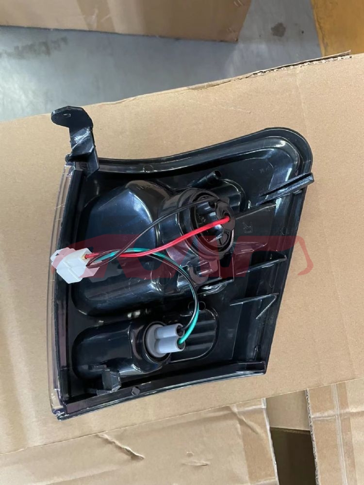 For Toyota 2342004 Hilux/vigo&nbsp;corner Lamp,with Line ,with Light Bulb&nbsp;l81521-35280 R81511-35280, Toyota  Corner Lamp Car, Hilux Auto Parts Shop-L81521-35280 R81511-35280