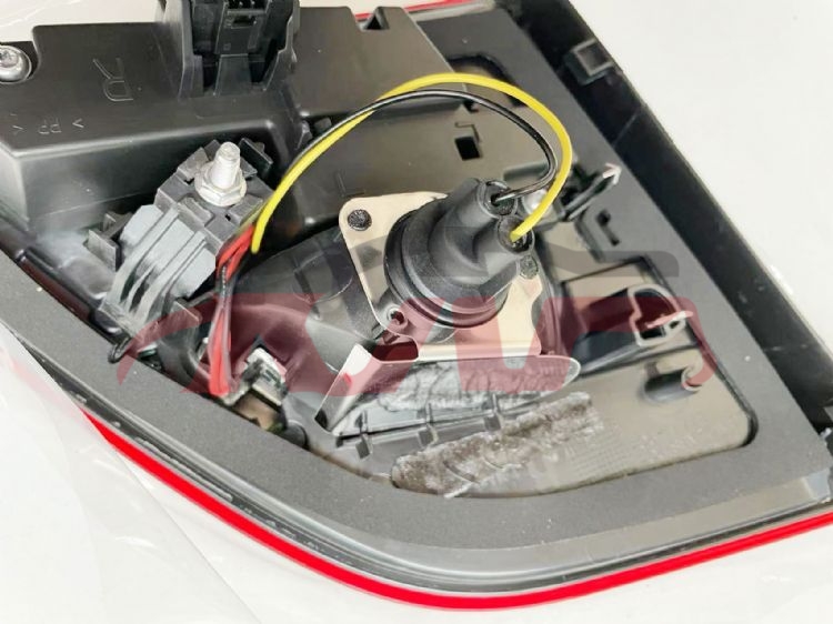 For Benz 490w166 13 New&nbsp;tail Lamp&nbsp;a1669060457  A1669060557, Ml List Of Car Parts, Benz   Automotive Parts-A1669060457  A1669060557