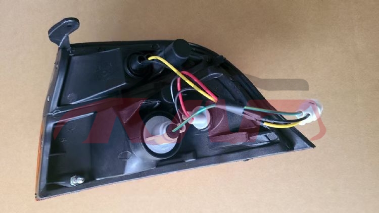 For Toyota 202781997 Hiace&nbsp;corner Lamp  W/wire&w/o Bulb Yellow/white&nbsp;r81511-26100l81521-26100, Toyota  Auto Corner Lamp, Hiace Auto Parts Manufacturer-R81511-26100L81521-26100