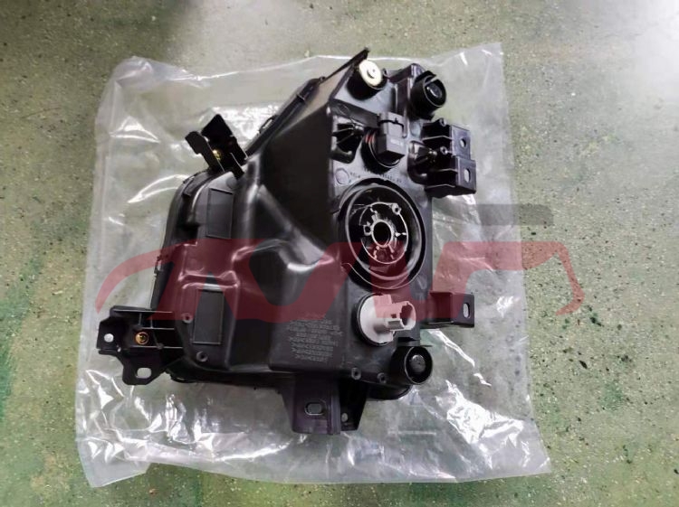 适用于三菱L200 2019&nbsp;雾灯，塑料，半总成，高配&nbsp;L 8315A059 R 8315A060, 三菱 前雾灯, 三菱 TRITON 汽车配件-L 8315A059 R 8315A060