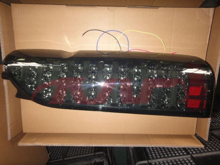 For Toyota 2572005 Hiace&nbsp;tail Lamp&nbsp;mx-387, Hiace Automotive Accessories Price, Toyota   Car Tail-lamp-MX-387