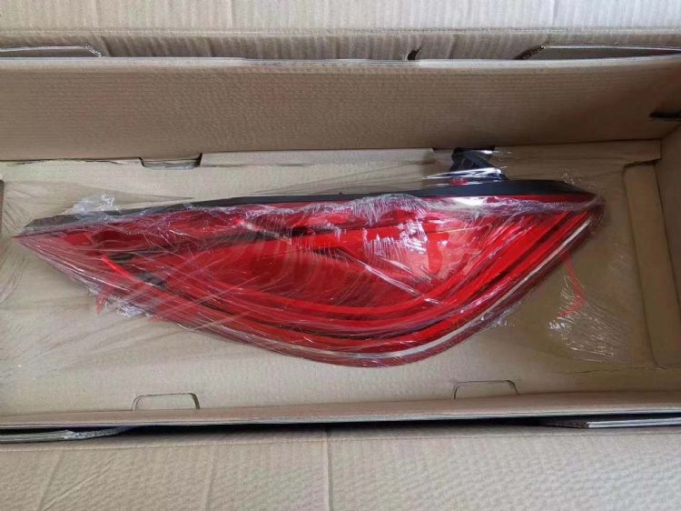 For Porsche1188panamera 14-17&nbsp;tail Lamp&nbsp;97063143102   97063143202, Porsche  Car Body Parts, Panamera Car Parts鈥?price-97063143102   97063143202