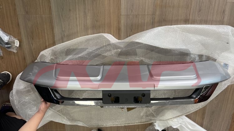 适用于丰田2021 兰德酷路泽LC300&nbsp;前护杠，开发中，12月左右&nbsp;, 兰德酷路泽 汽车配件, 丰田 汽车配件-