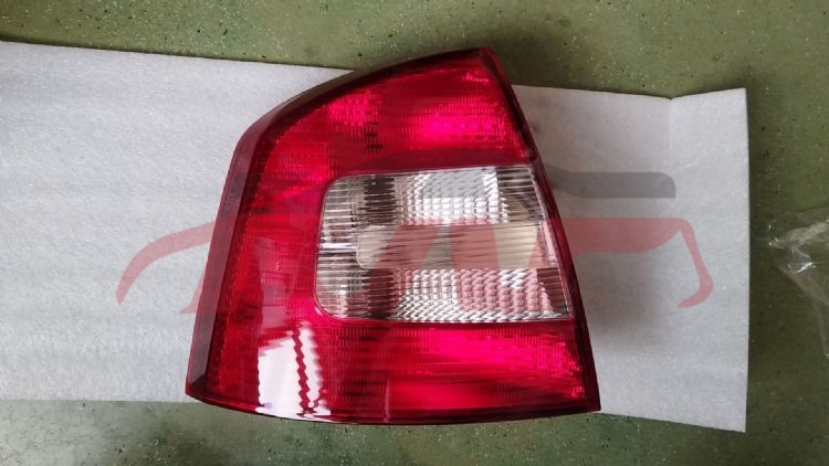 For Skoda 6962004-2008 Octavia&nbsp;tail Lamp&nbsp;1zd945111c  1zd945112c, Skoda  Auto Part, Octavia Automotive Accessories Price-1ZD945111C  1ZD945112C