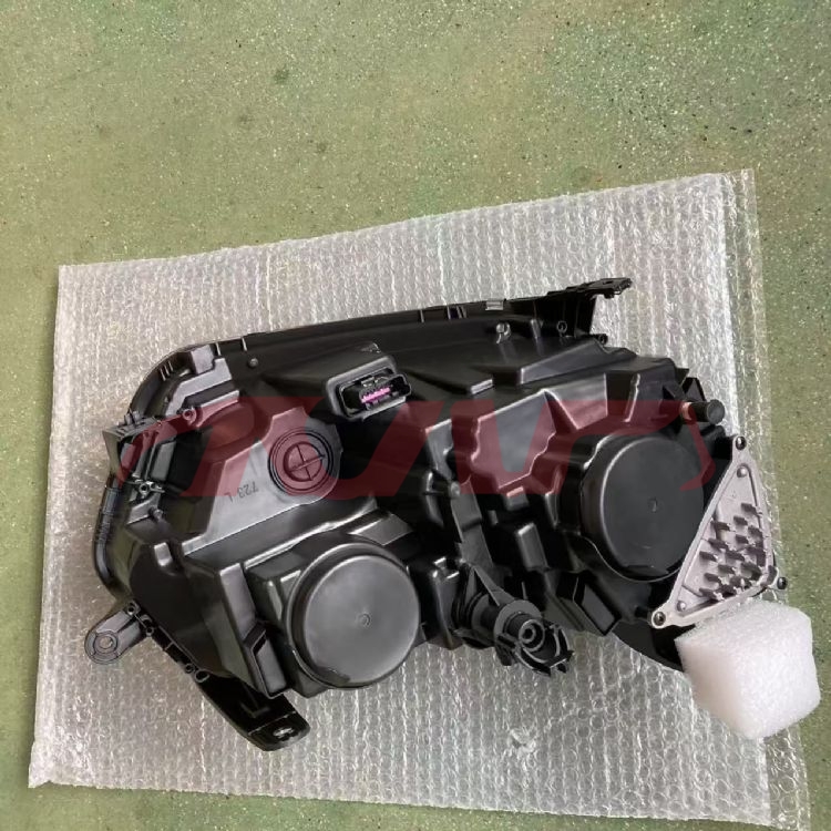 For Renault 2606duster 2021&nbsp;head Lamp&nbsp;260103537r   260608473r, Duster Car Accessories Catalog, Renault  Car Lamp-260103537R   260608473R