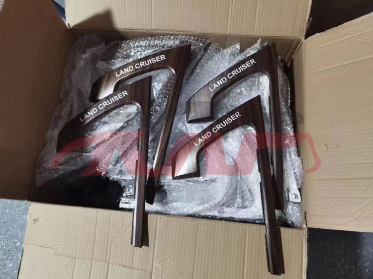 For Toyota 2352016-2018 Landcruiser Fj200&nbsp;inside Handle With Lamp&nbsp;, Land Cruiser Car Parts, Toyota  Auto Lamps-