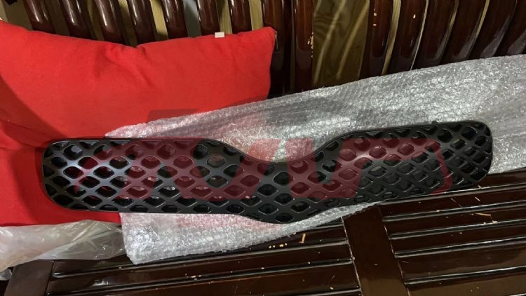 适用于丰田2003-2004 雅力士&nbsp;中网，黑色素材&nbsp;, 丰田 电镀中网, 雅力士 汽车配件-