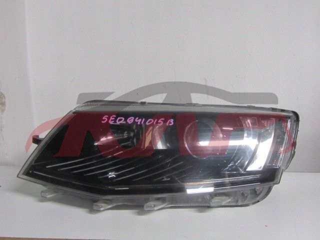 For Skoda 12852014 Octavia&nbsp;fog Lamp,white&nbsp;5e0941701、5e0941702, Octavia Parts For Cars, Skoda   Car Body Parts-5E0941701、5E0941702