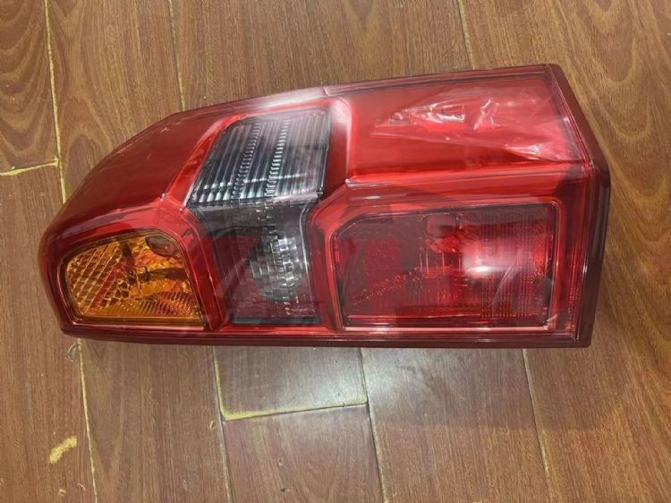 For Nissan 21902005 Patrol&nbsp;tail Lamp, Middle East&nbsp;l：26555-vd325  R：26550-vd325, Patrol Car Part, Nissan  Auto Lamp-L：26555-VD325  R：26550-VD325