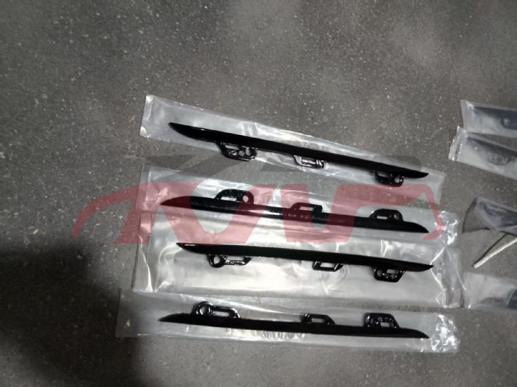 For Porsche1871cayenne 9y0 18-22&nbsp;strip Black&nbsp;9y0807245 9y0807246 9y0807245a 9y0807246a, Porsche Auto Part, Cayenne Automotive Parts-9Y0807245 9Y0807246 9Y0807245A 9Y0807246A