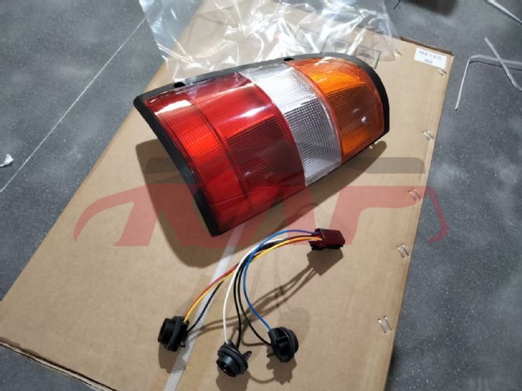 For Isuzu 166489-94&nbsp;tail Lamp&nbsp;, Pick Up Kb26 Car Parts, Isuzu  Auto Part-