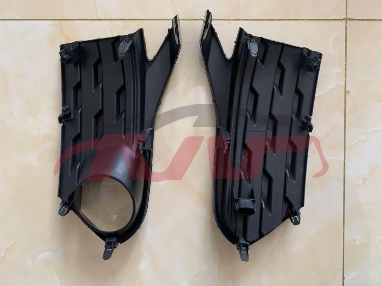 适用于丰田2017 威驰&nbsp;雾灯框，高配&nbsp;, 威驰 汽车配件, 丰田 雾灯罩底座-