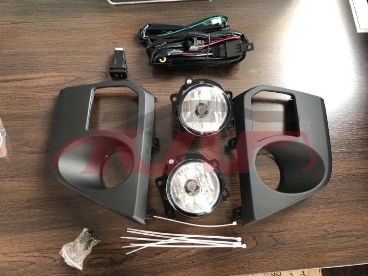 For Mitsubishi 20522019 L200&nbsp;fog Lamp Group&nbsp;c-048-3, Triton Auto Parts Catalog, Mitsubishi   Rear Fog Light-C-048-3