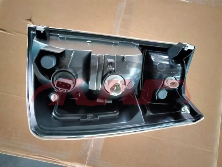 For Toyota 35012021 Tacoma&nbsp;tail Lamp W/black Strip&nbsp;r 81550-04230 L81560-04230, Toyota  Auto Part, Tacoma List Of Auto Parts-R 81550-04230 L81560-04230