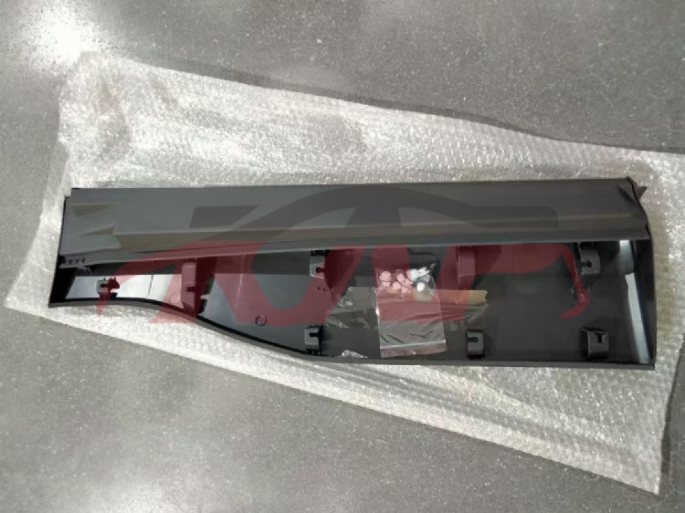 For Toyota 27292021 Corolla Cross, Usa&nbsp;low Trim Panel Of R/door&nbsp;r 75078-0a040 L 75077-0a040, Corolla Cross Suv List Of Car Parts, Toyota  Water Tank Side Guard-R 75078-0A040 L 75077-0A040