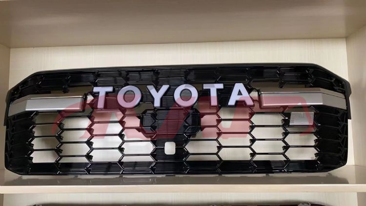 适用于丰田2021 兰德酷路泽LC300&nbsp;中网GR&nbsp;, 兰德酷路泽 汽车配件目录, 丰田 中网格栅-