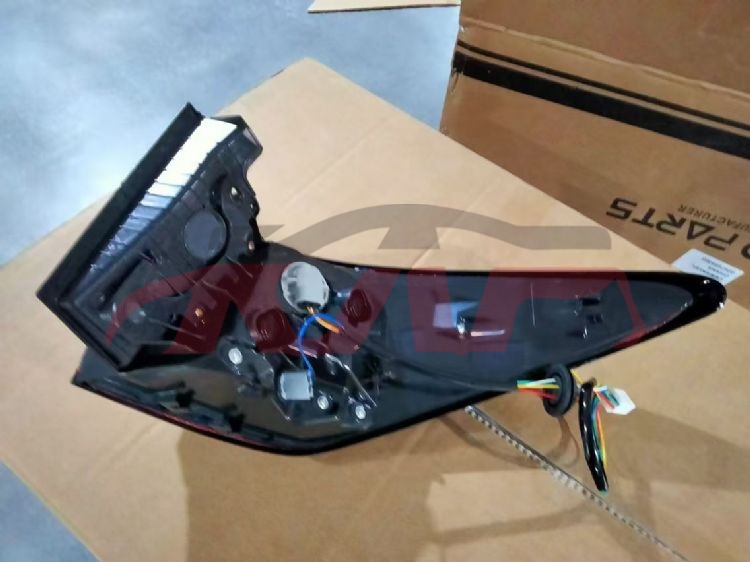 For Toyota 31112020 Fortuner&nbsp;tail   Lamp Out&nbsp;l 81590-0k190     R 81580-0k190, Toyota  Auto Part, Fortuner Auto Parts-L 81590-0K190     R 81580-0K190