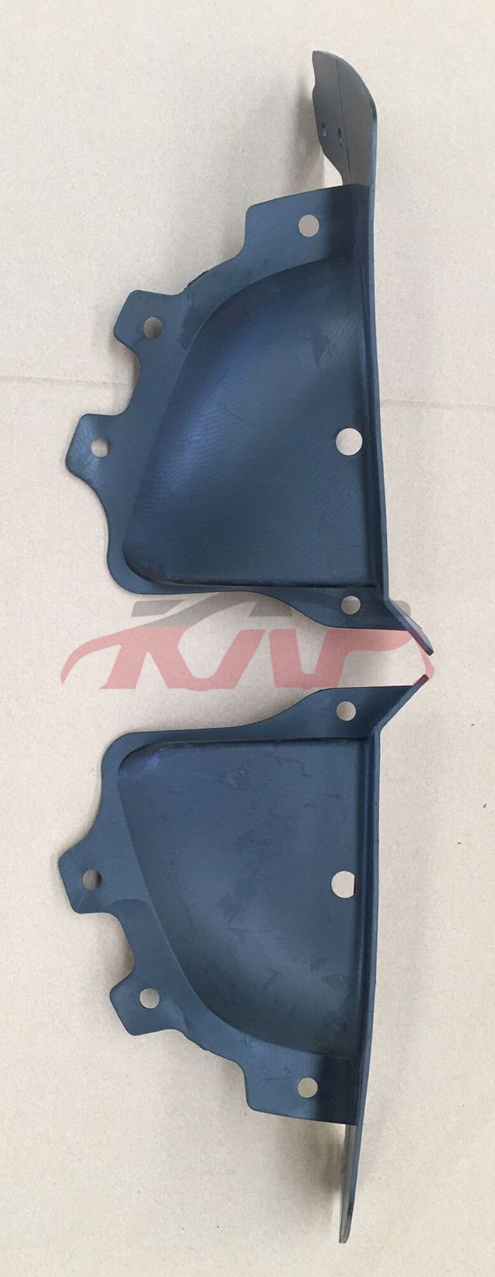 For Ford 29382020-2022 Kuga/escape&nbsp;front Wheell Air Deflector&nbsp;lj6b-16b074-ab     Lj6b-16b075-ab, Ford  Water Tank Side Guard, Kuga/escape Car Parts Catalog-LJ6B-16B074-AB     LJ6B-16B075-AB